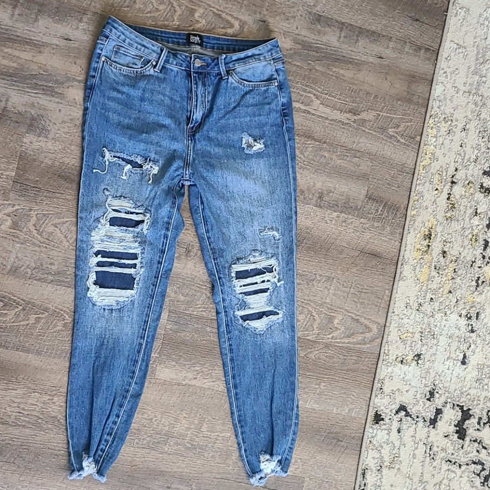 Simple Society Skinny jeans